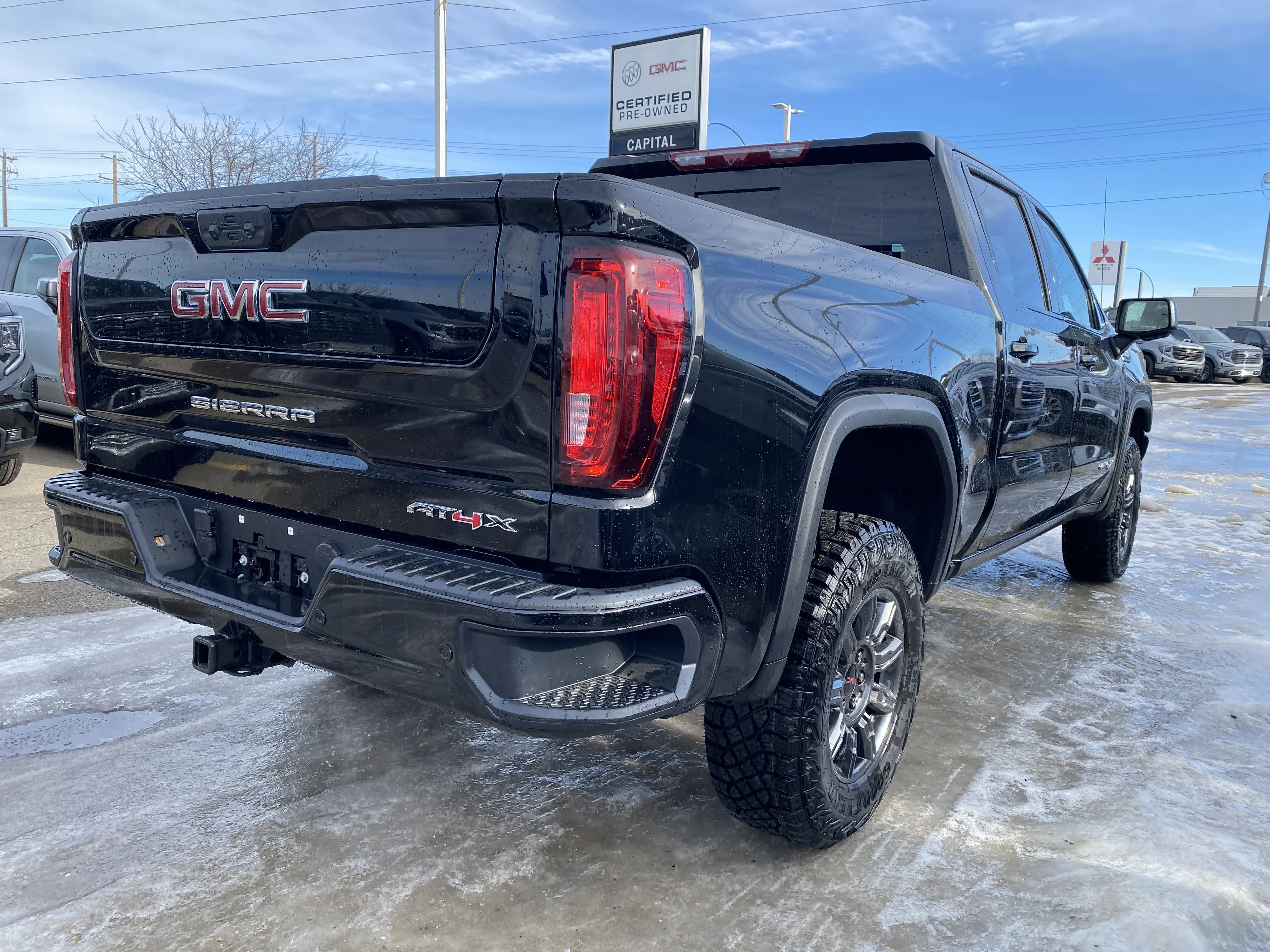 New 2026 ONYX BLACK GMC AT4X image 7