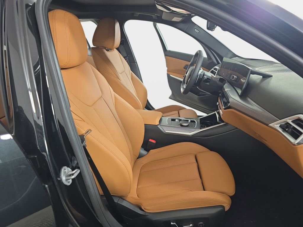 2025 BMW 3 Series 330i - Photo 11