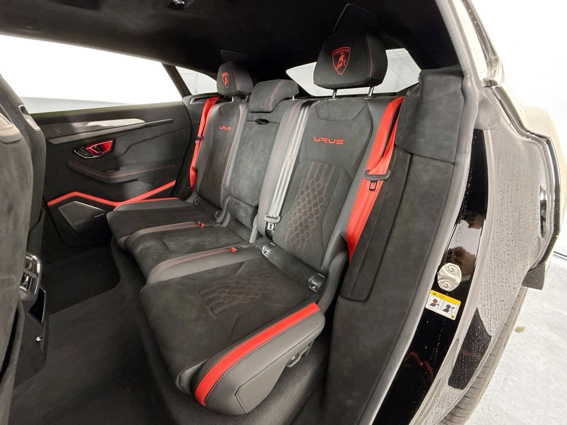 Used 2024 Nero Noctis Metallic Lamborghini Performante image 19