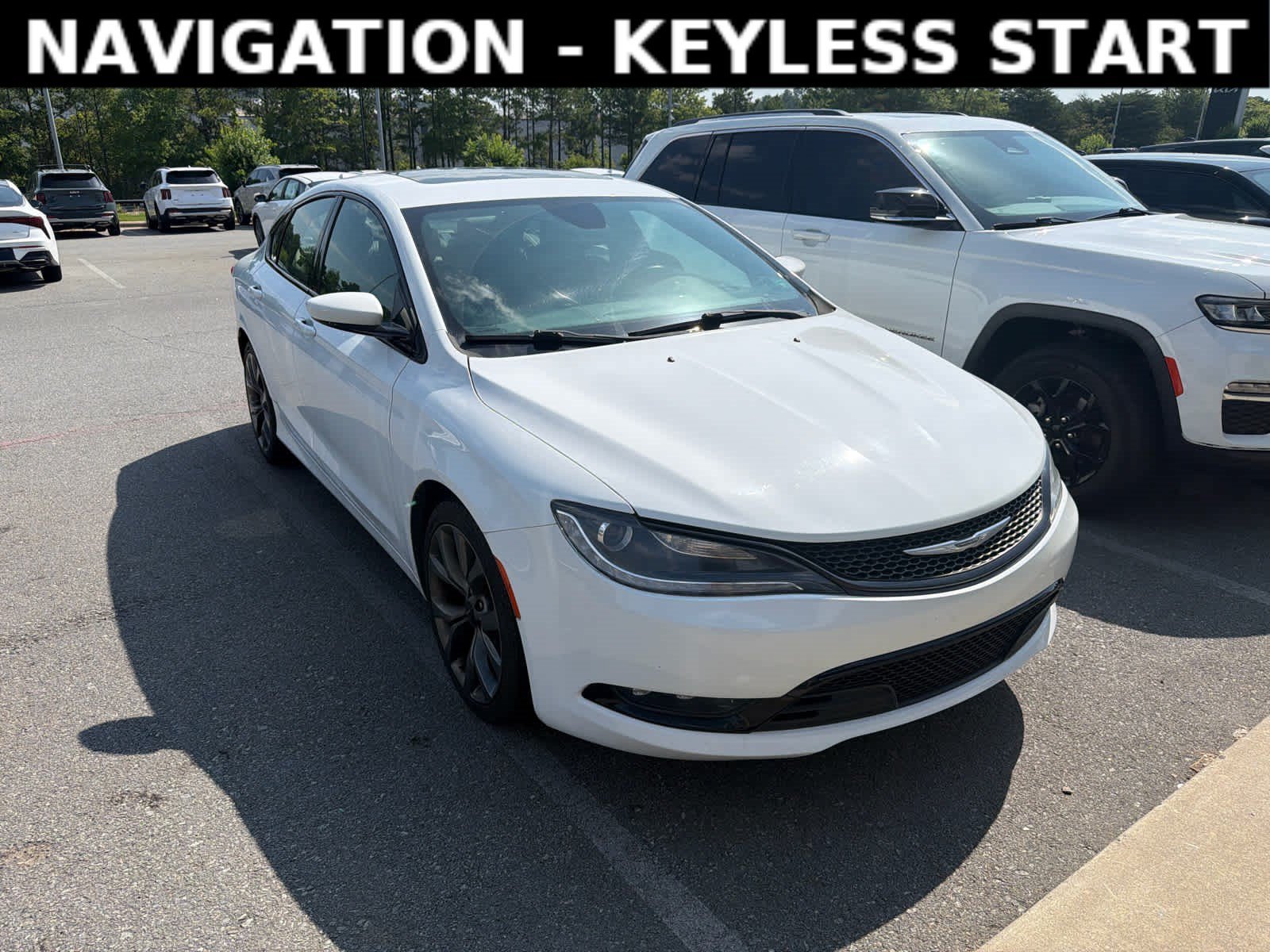 Used 2015 Bright White Clearcoat Chrysler S image 3