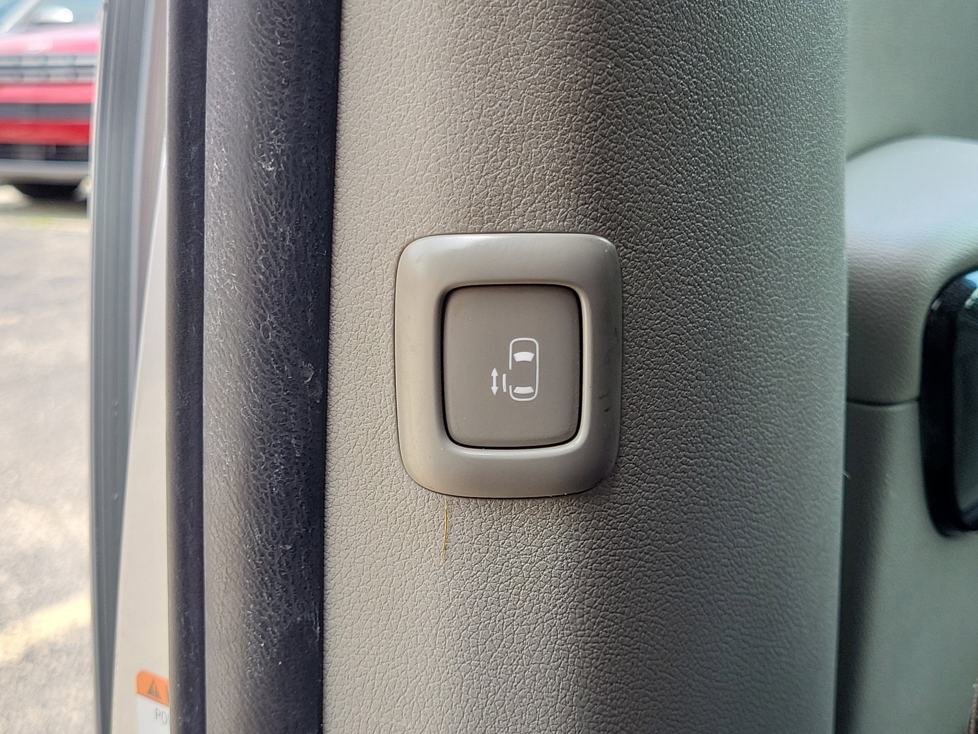 Used 2017 Bright Silver Kia EX image 14