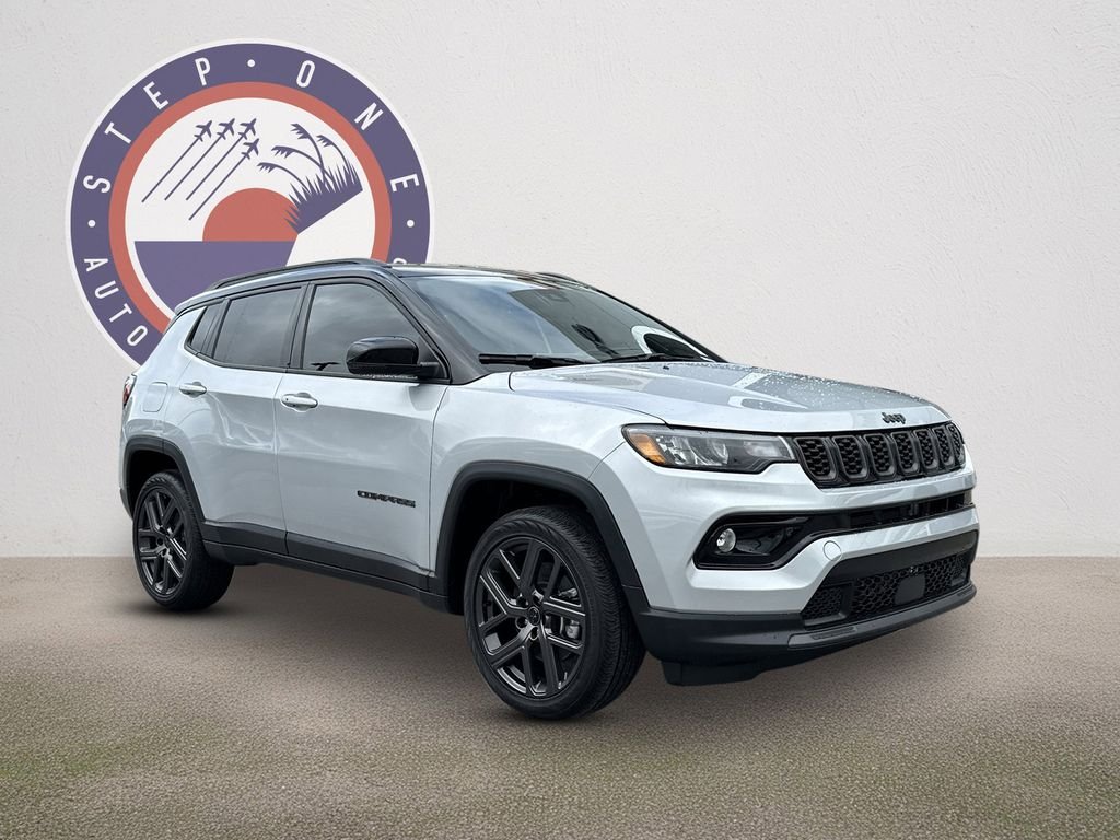 New 2026 Silver Zynith Metallic Clear-Coat Exterior Paint Jeep Limited image 2