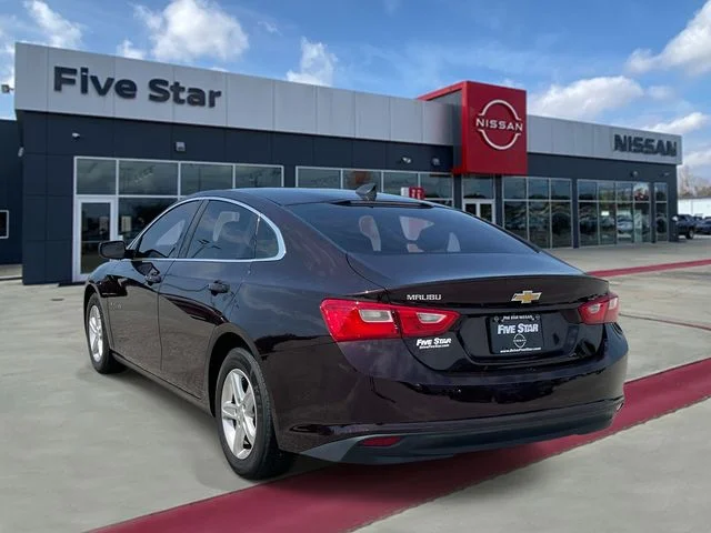 Used 2021 Red Chevrolet LS image 4