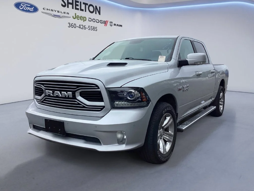 Used 2018 Bright Silver Clearcoat Metallic Ram Sport image 7