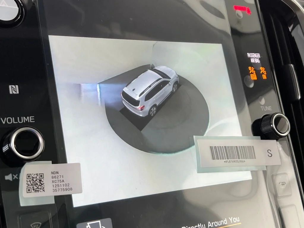 New 2026 CRYSTAL WHITE PEARL Subaru Limited 7-Passenger image 31