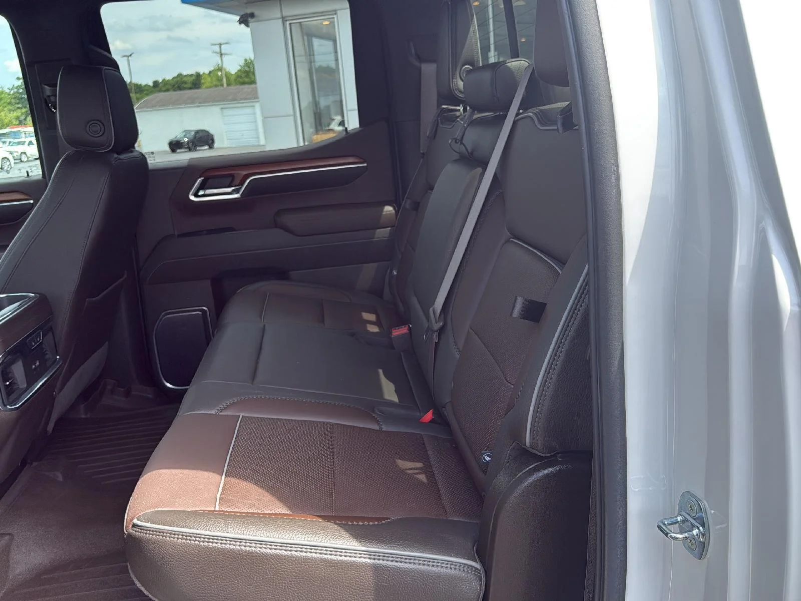 Photo 23