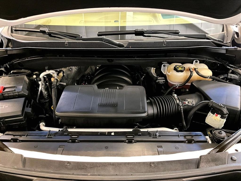 Used 2023 Beige Chevrolet Premier image 31