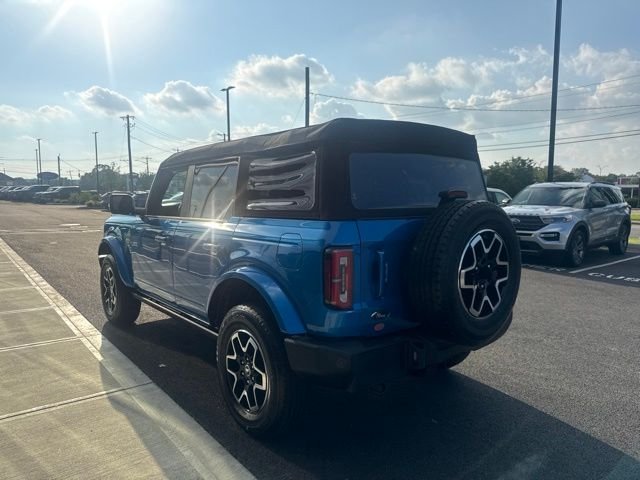 Used 2023 Blue Ford Outer Banks image 6