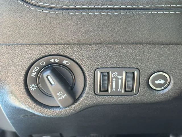Used 2023 Blue Dodge R/T Scat Pack image 31