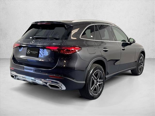 New 2026 Graphite Grey Metallic Mercedes-Benz GLC 300 image 35