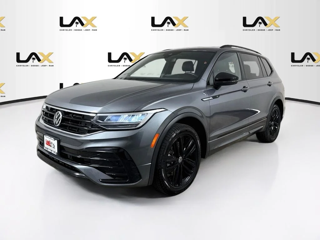 Used 2022 Gray Volkswagen 2.0T SE R-Line Black image 3