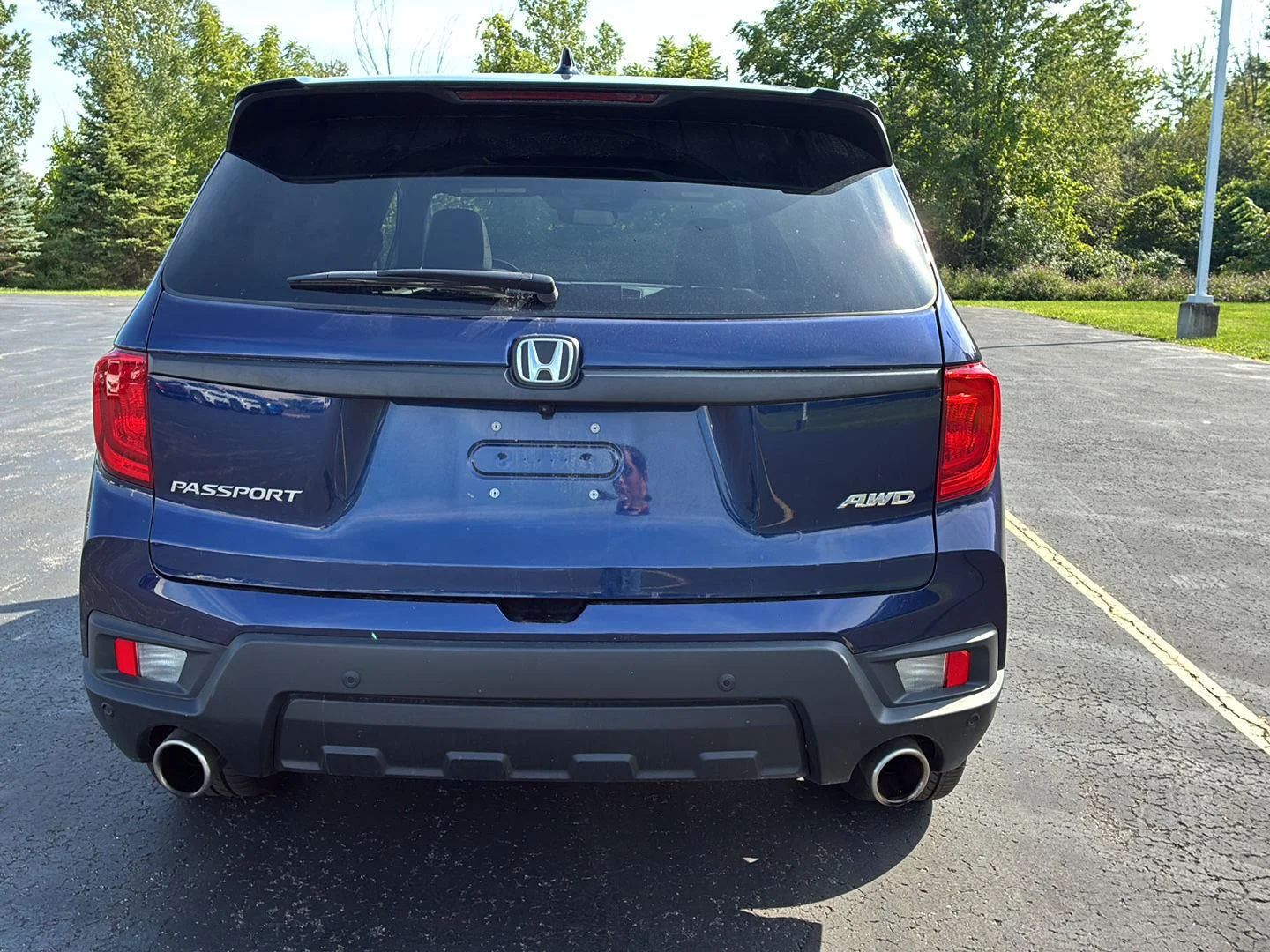 Used 2023 Obsidian Blue Pearl Honda EX-L image 28