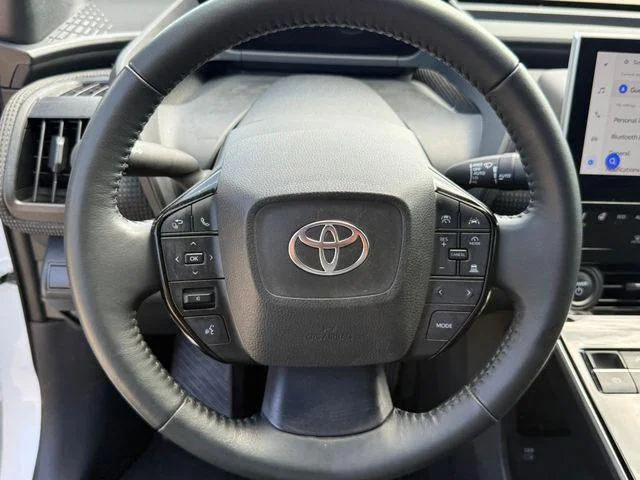 Certified Used 2024 WIND CHILL PEARL Toyota XLE image 14