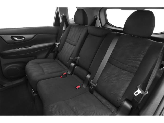 Used 2015 Cayenne Red Nissan SV image 18