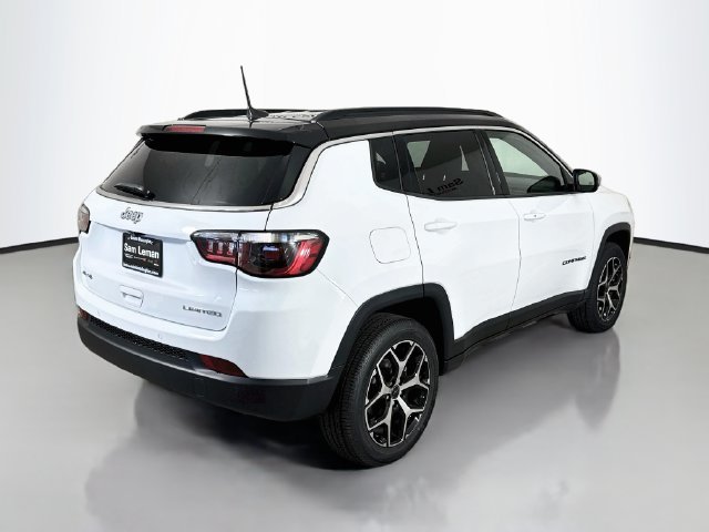 New 2026 Bright White Clear-Coat Exterior Paint Jeep Limited image 7