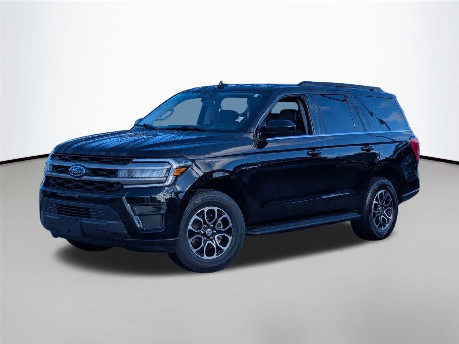 Used 2024 Agate Black Metallic Ford XLT image 1
