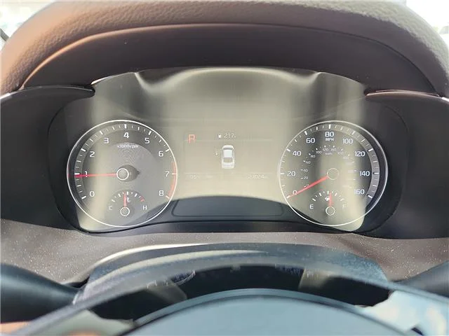 Used 2024 Currant Red KIA LXS (IVT) image 18