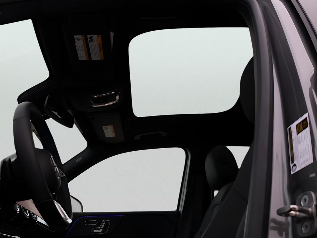 New 2026 Mountain Grey Metallic Mercedes-Benz GLB 250 image 39