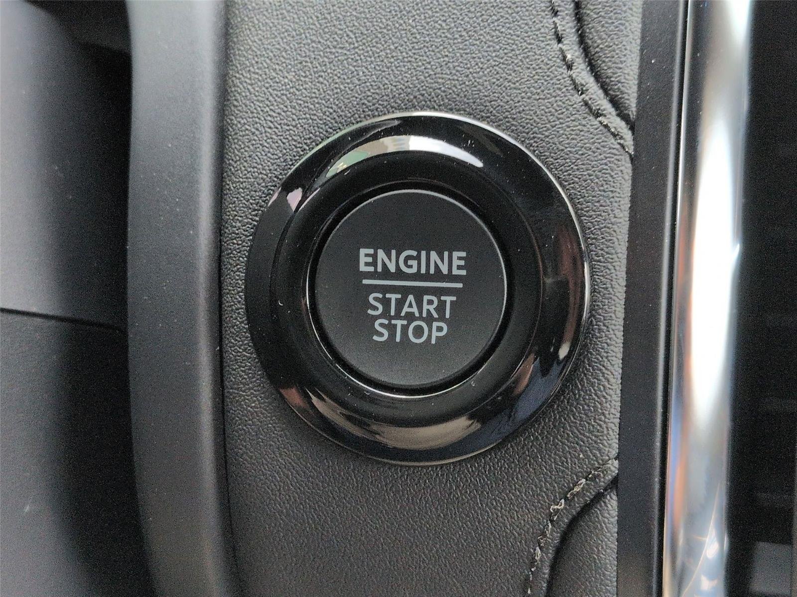 New 2026 Star White Metallic Tri-Coat Ford Tremor® image 31