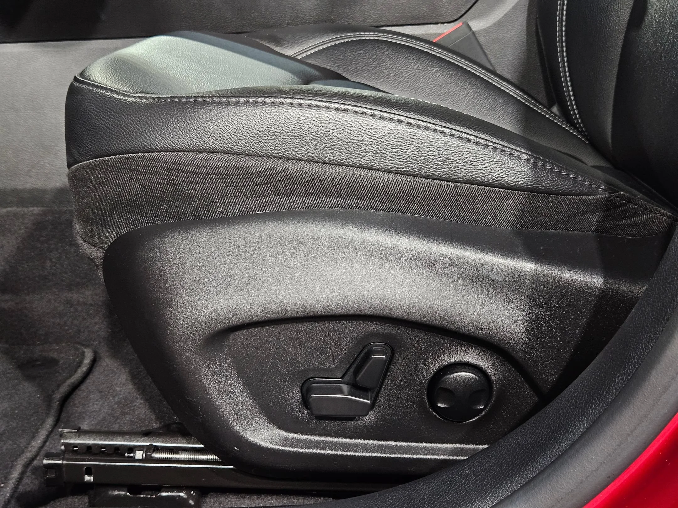 2025 Jeep Compass Limited - Photo 23