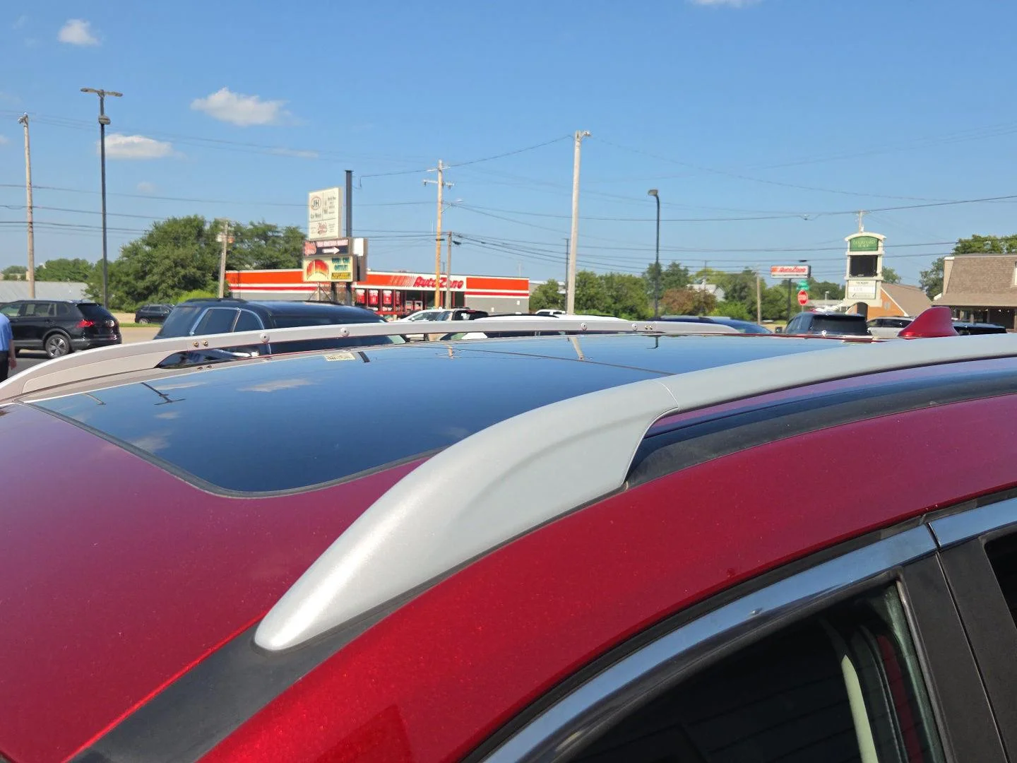 Used 2020 Red Nissan SV Intelligent AWD image 9