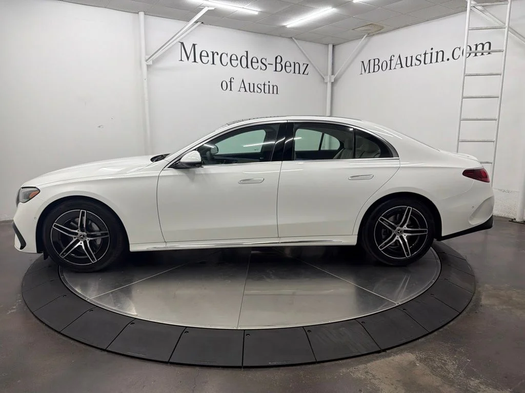 New 2027 White Mercedes-Benz E 350 image 4
