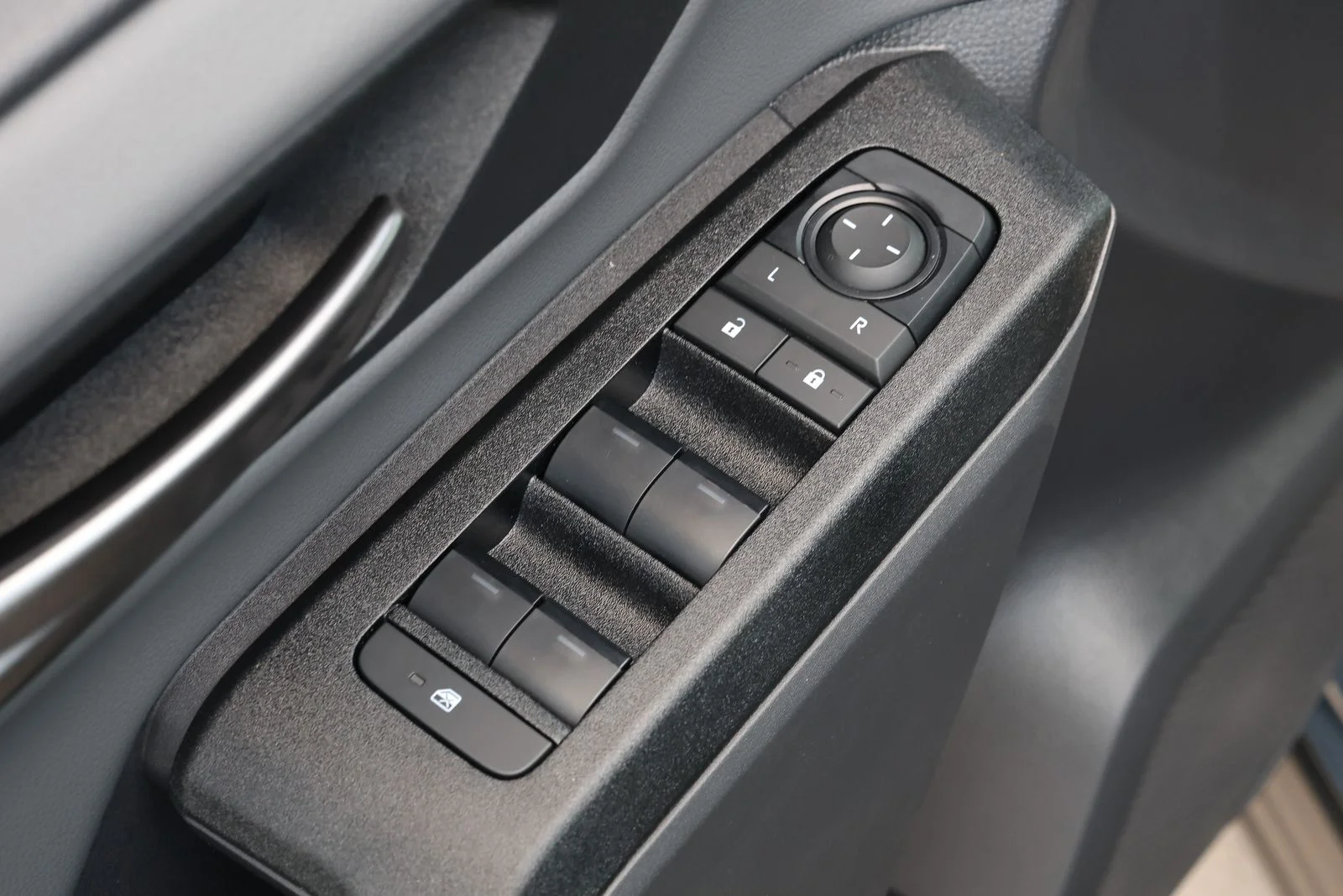 New 2026  Toyota XLE Premium image 26