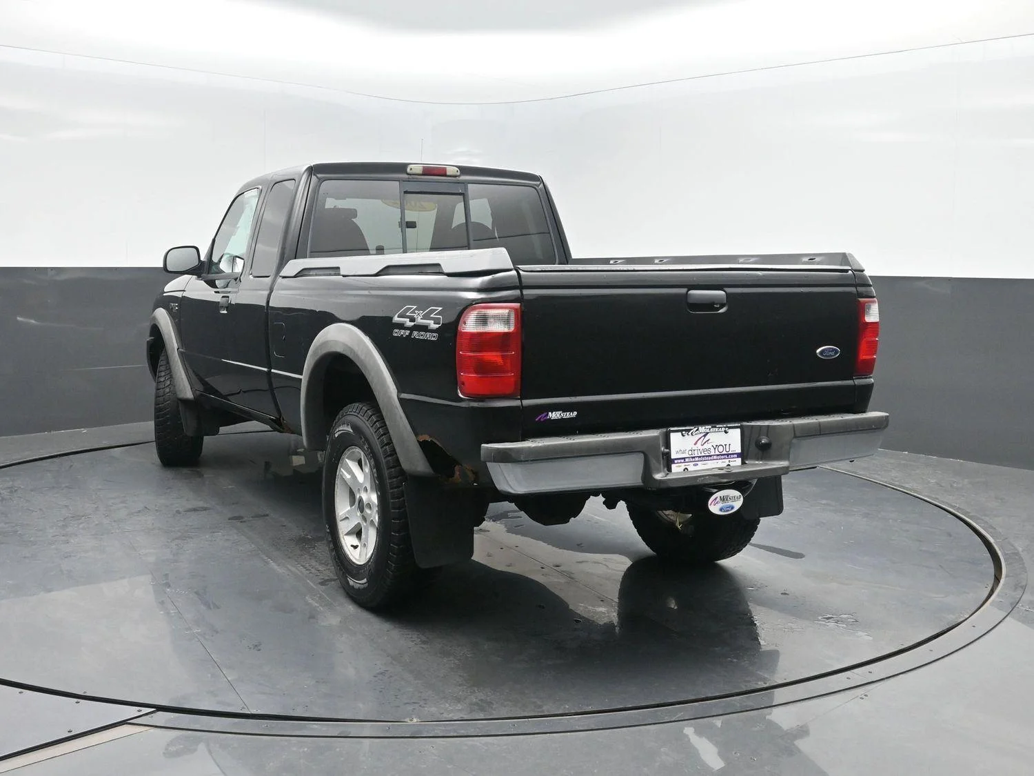 Used 2002  FORD  image 31