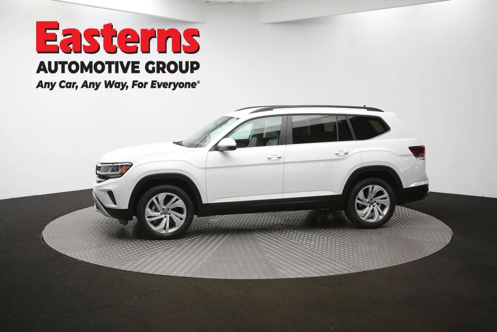 Used 2021 White Volkswagen 2.0T SE w/Technology image 61