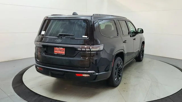New 2026 High Gloss Black Exterior Paint Jeep Summit Reserve image 9