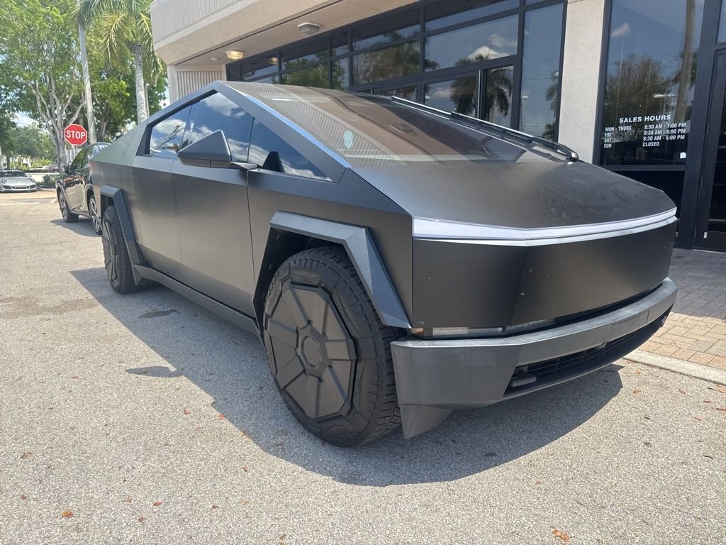 2024 Tesla Cybertruck Base