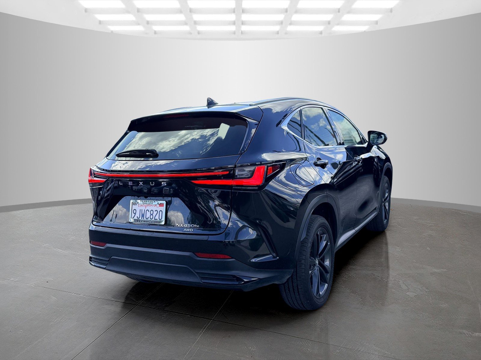 Used 2024 Black Lexus 450h+ Luxury image 5