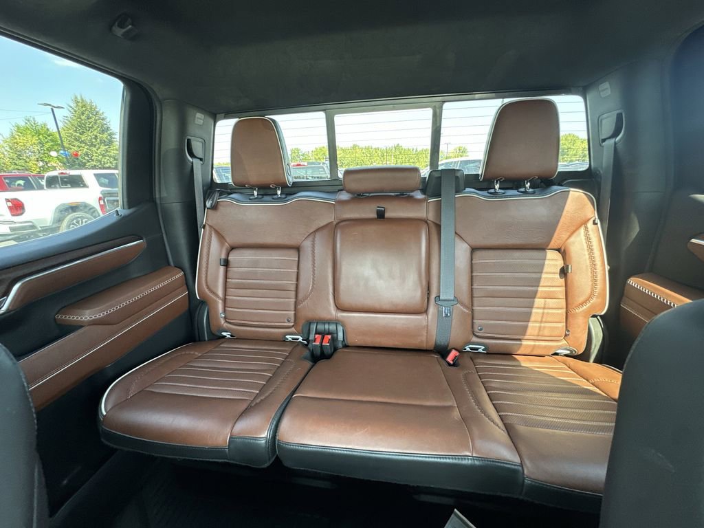 2024 GMC SIERRA - Image 16