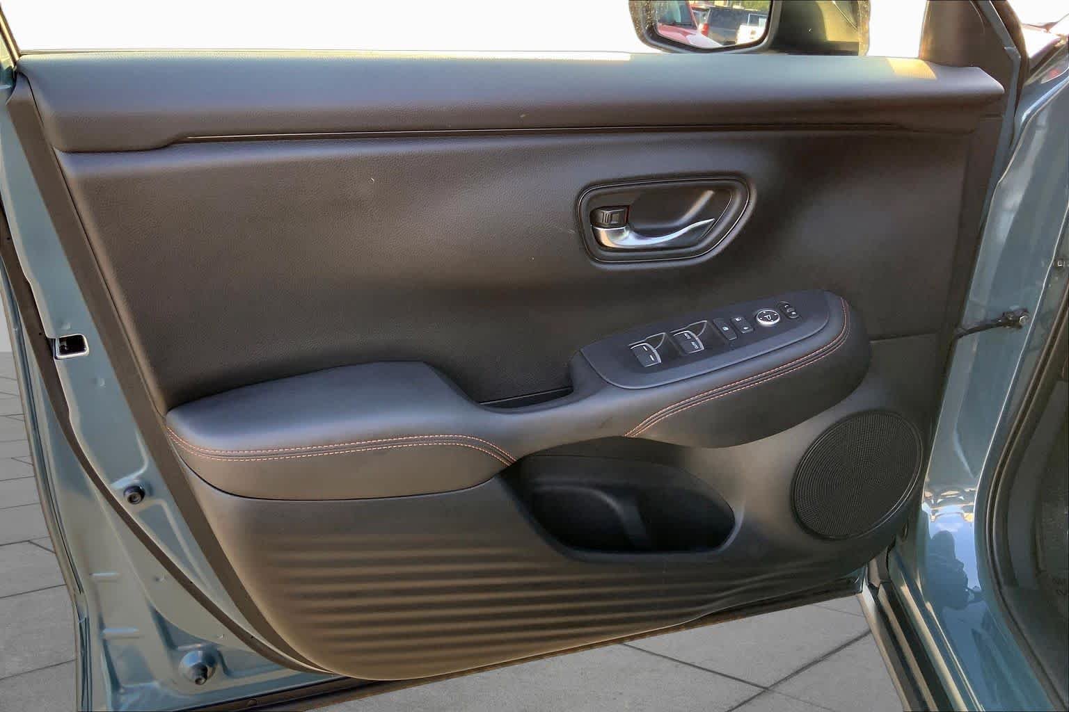 Used 2024 Pearl Honda Sport image 20