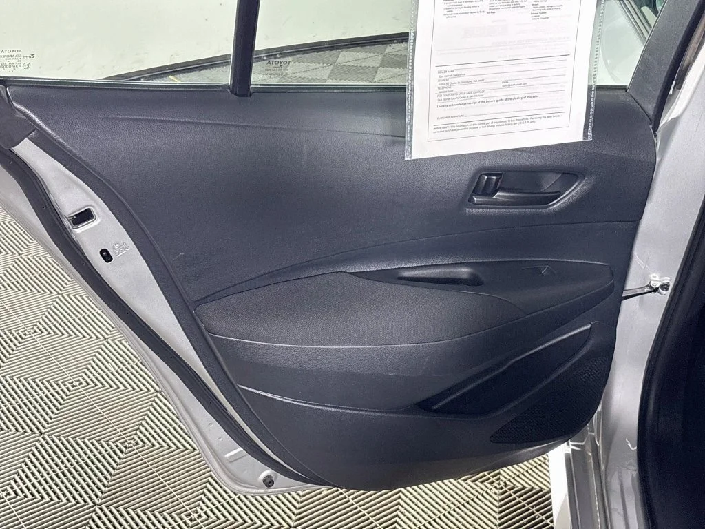 Used 2025 Silver Toyota LE image 18