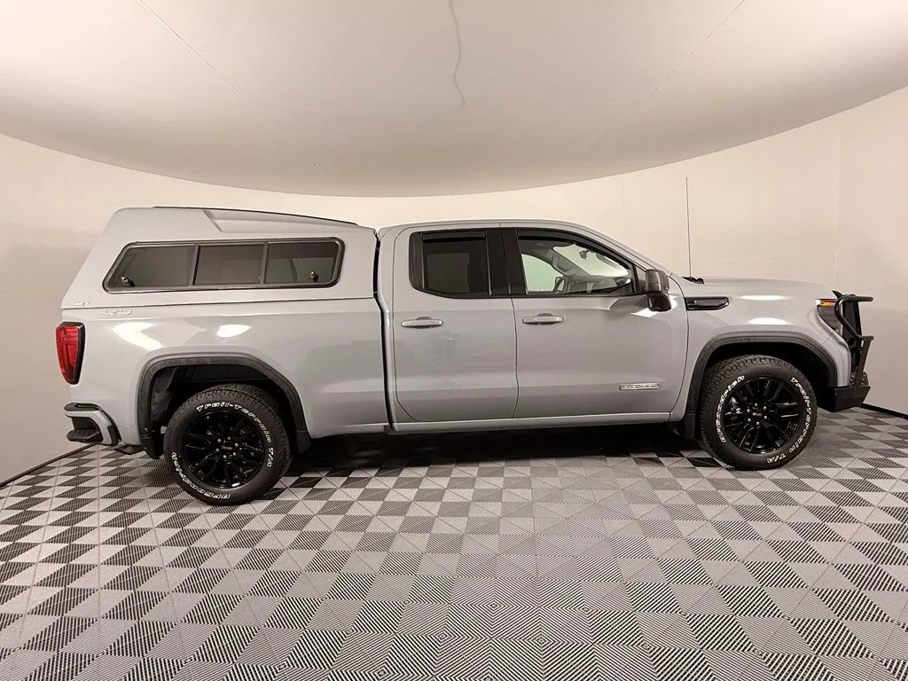 Used 2024 Gray GMC Elevation image 7