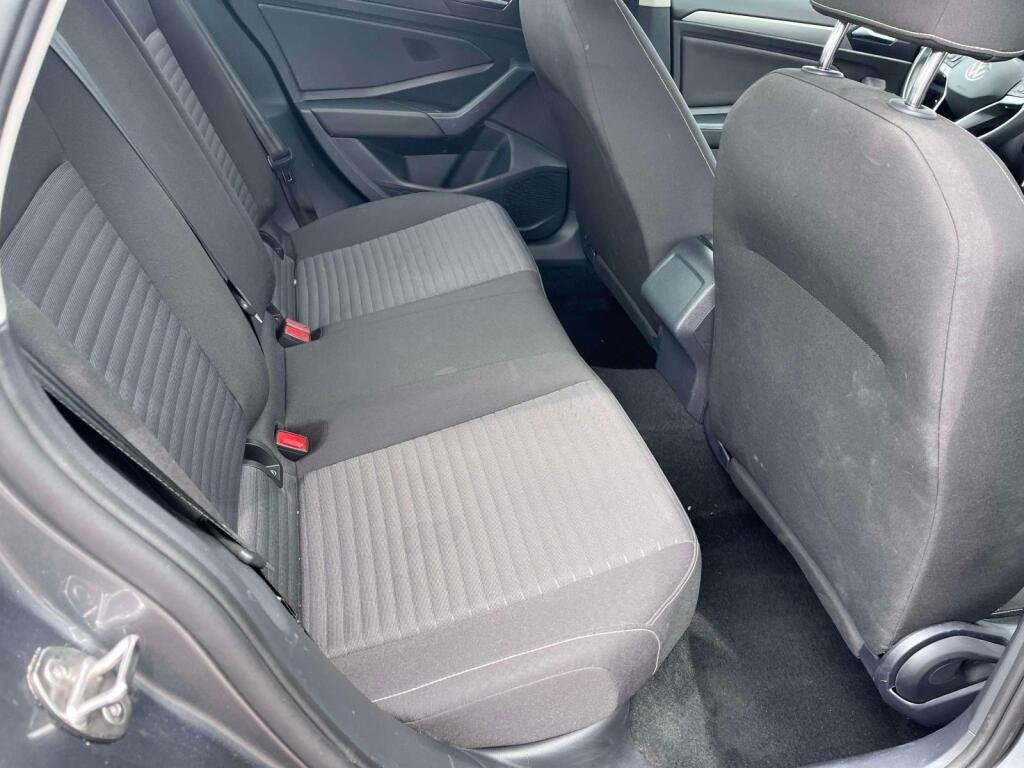 Used 2024 GRY/Grey Volkswagen S image 18