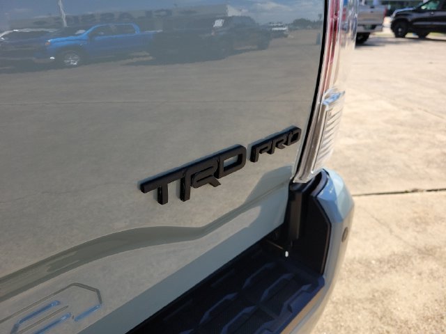 2021 Toyota Tacoma TRD Pro - Photo 9