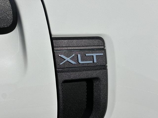 New 2026 Oxford White Ford XLT image 50