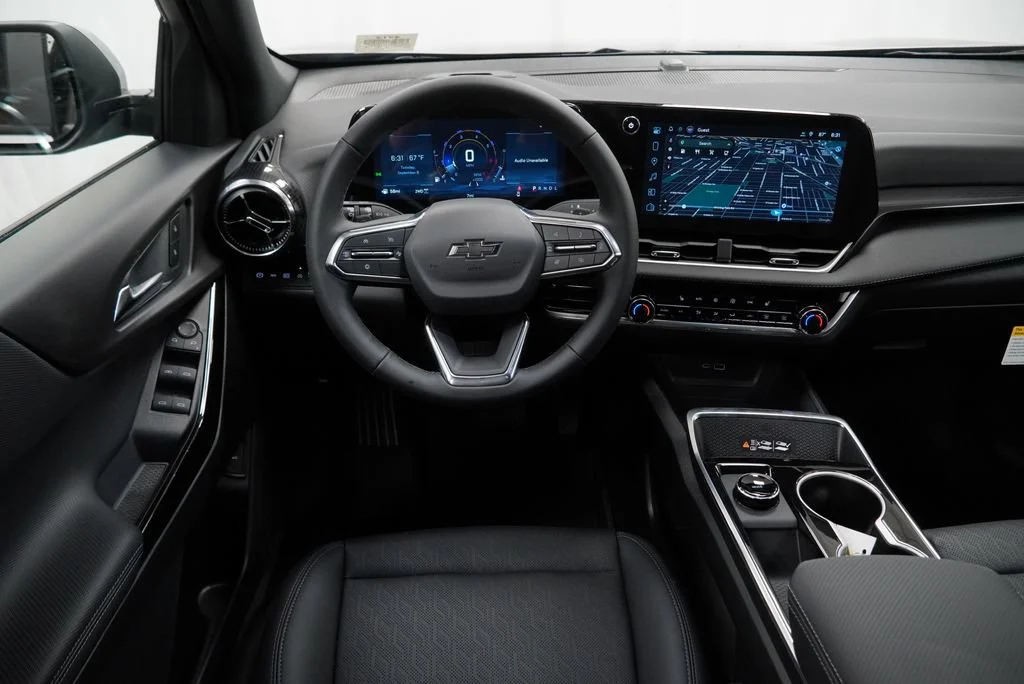 New 2027 Mosaic Black Metallic Chevrolet LT image 13
