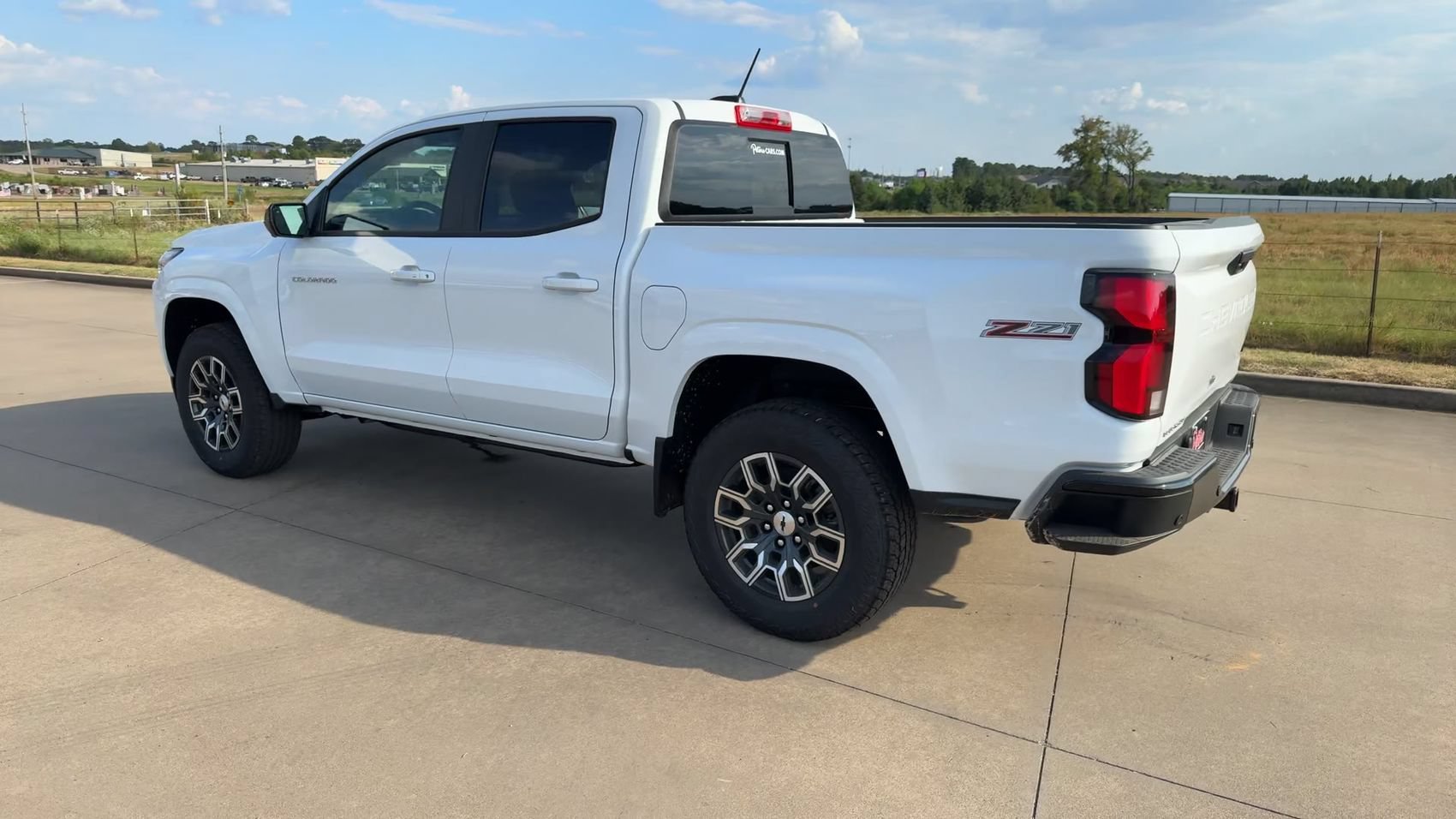 2026 Chevrolet Colorado Z71 - Photo 5