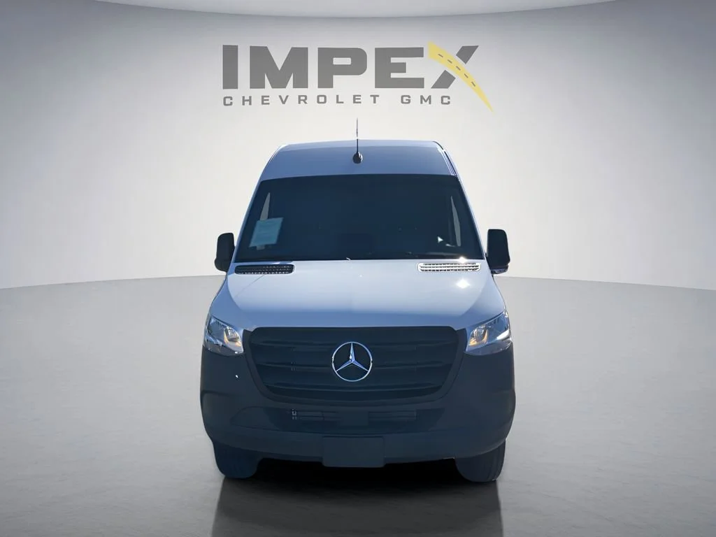 Used 2025 White Mercedes-Benz  image 8