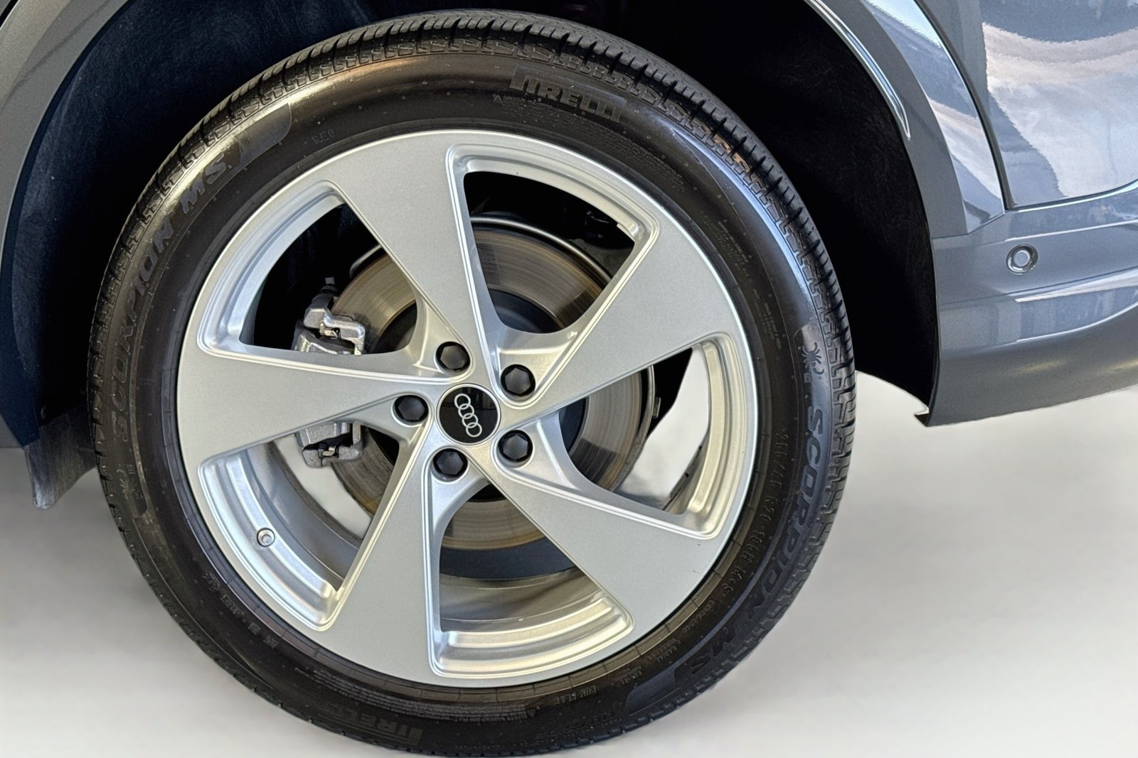 Used 2025 Tambora Gray Metallic Audi Premium Plus image 29