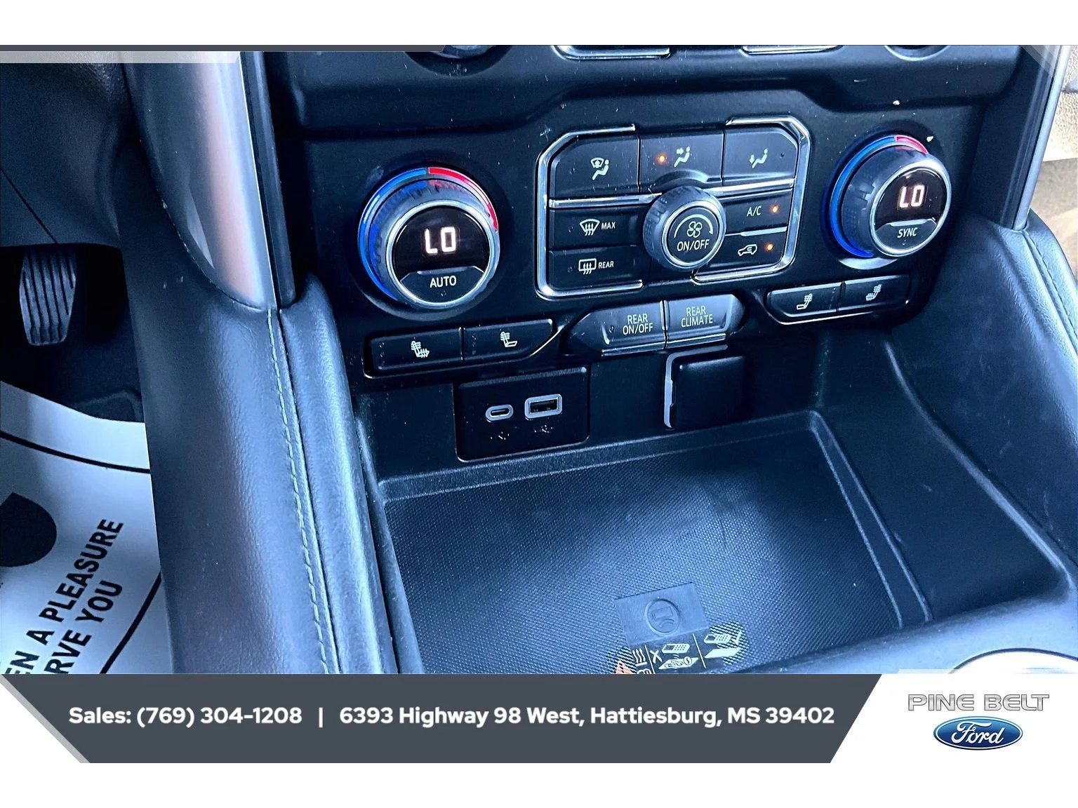 Certified Used 2022 Iridescent Pearl Tricoat Chevrolet LT image 24