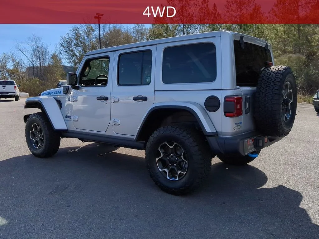 New 2023 Silver Zynith Clear-Coat Exterior Paint Jeep Rubicon 4xe image 8