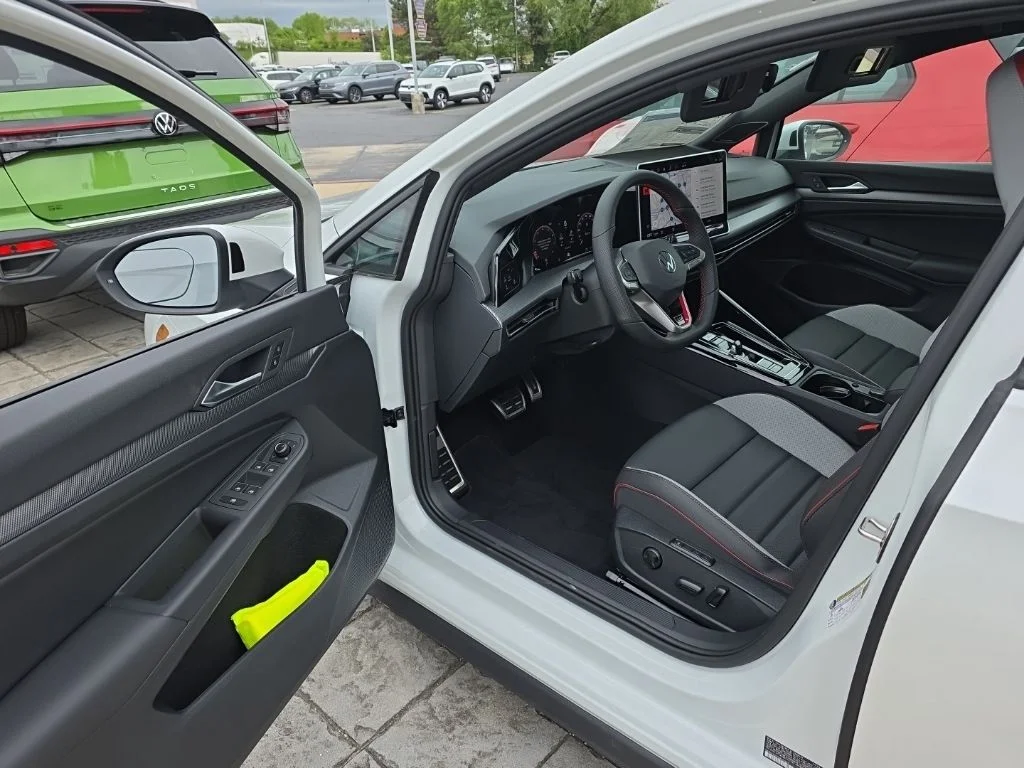 New 2026 Opal White Pearl Volkswagen 2.0T SE image 9