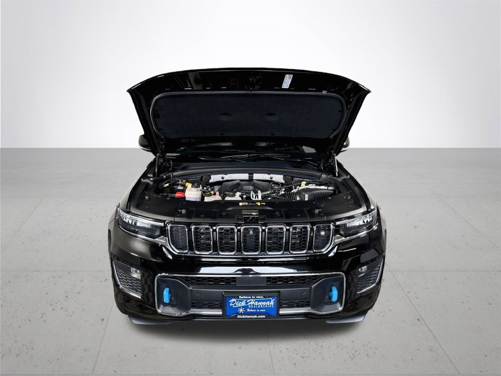 Certified Used 2023 Black Jeep Overland 4xe image 24