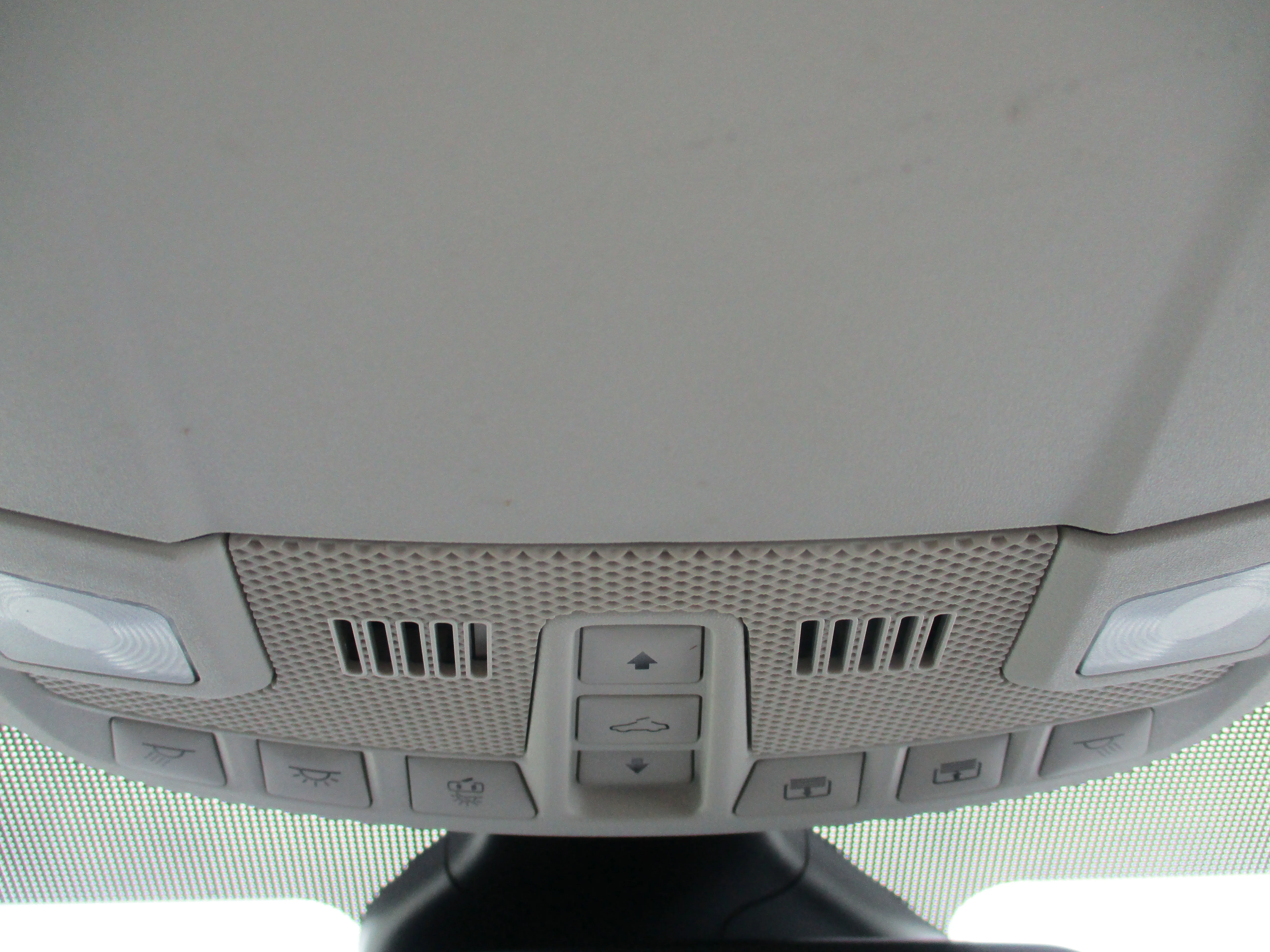 Used 2023 Agate Black Metallic Ford SEL image 18