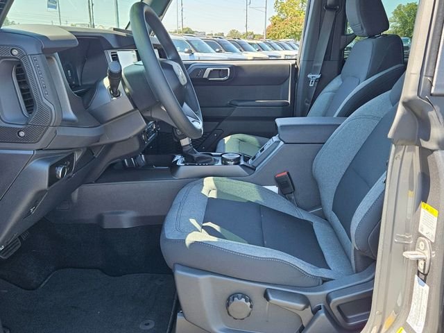 2025 Ford Bronco 4-Door Base - Photo 38