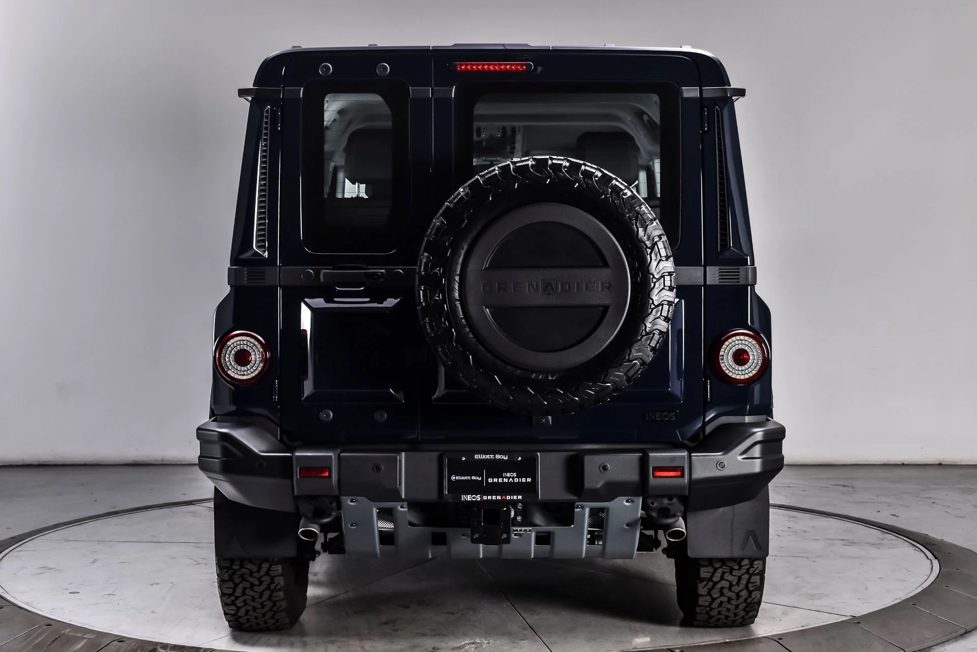 Used 2025 Britannia Blue INEOS Fieldmaster Edition image 4